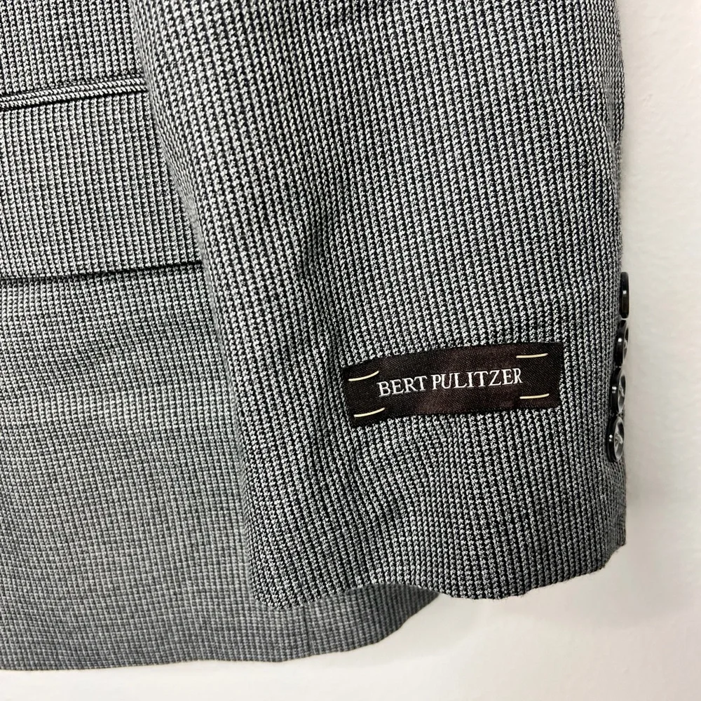 Men's Gray Checked Sport Coat - Slim Tailored Blazer / Bert Pulitzer